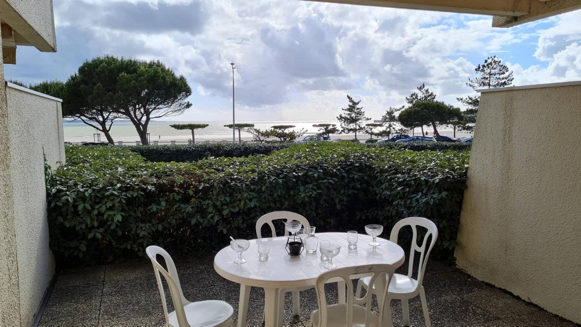 Saint Georges de Didonne - VUE MER pour ce STUDIO COSY en rez-de-chaussée Exterior foto